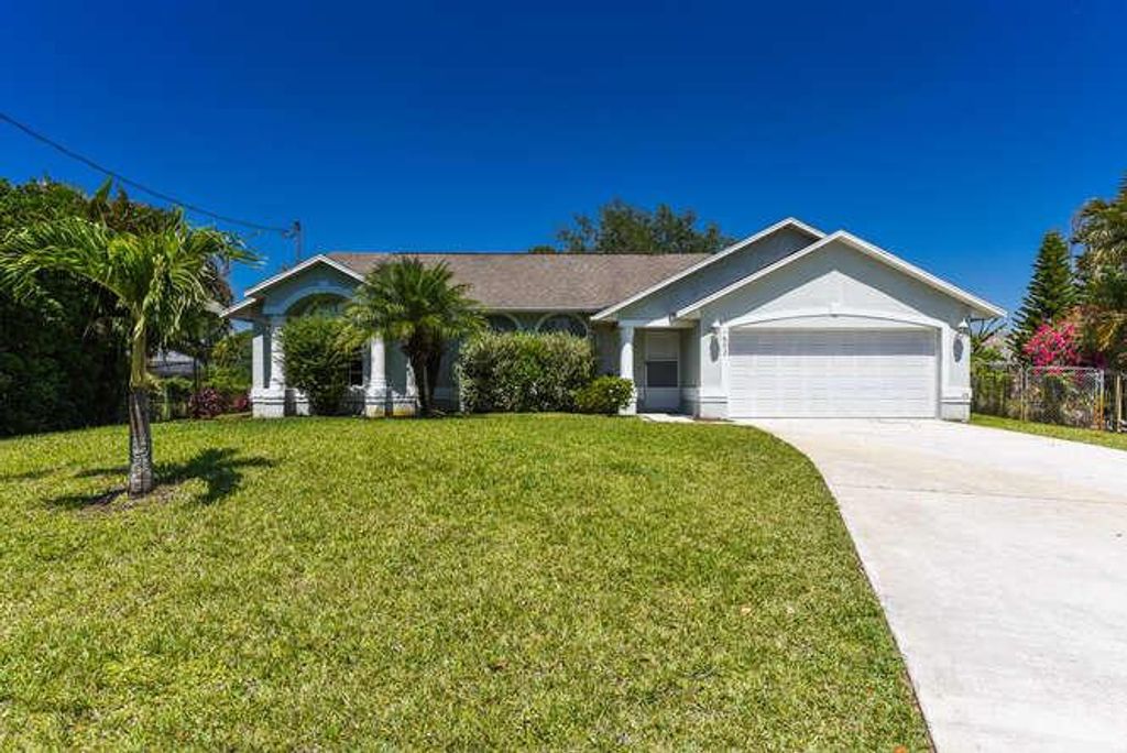 Photo of 1602 SW Success Street, Port Saint Lucie, FL 34953 (MLS # R10706420)