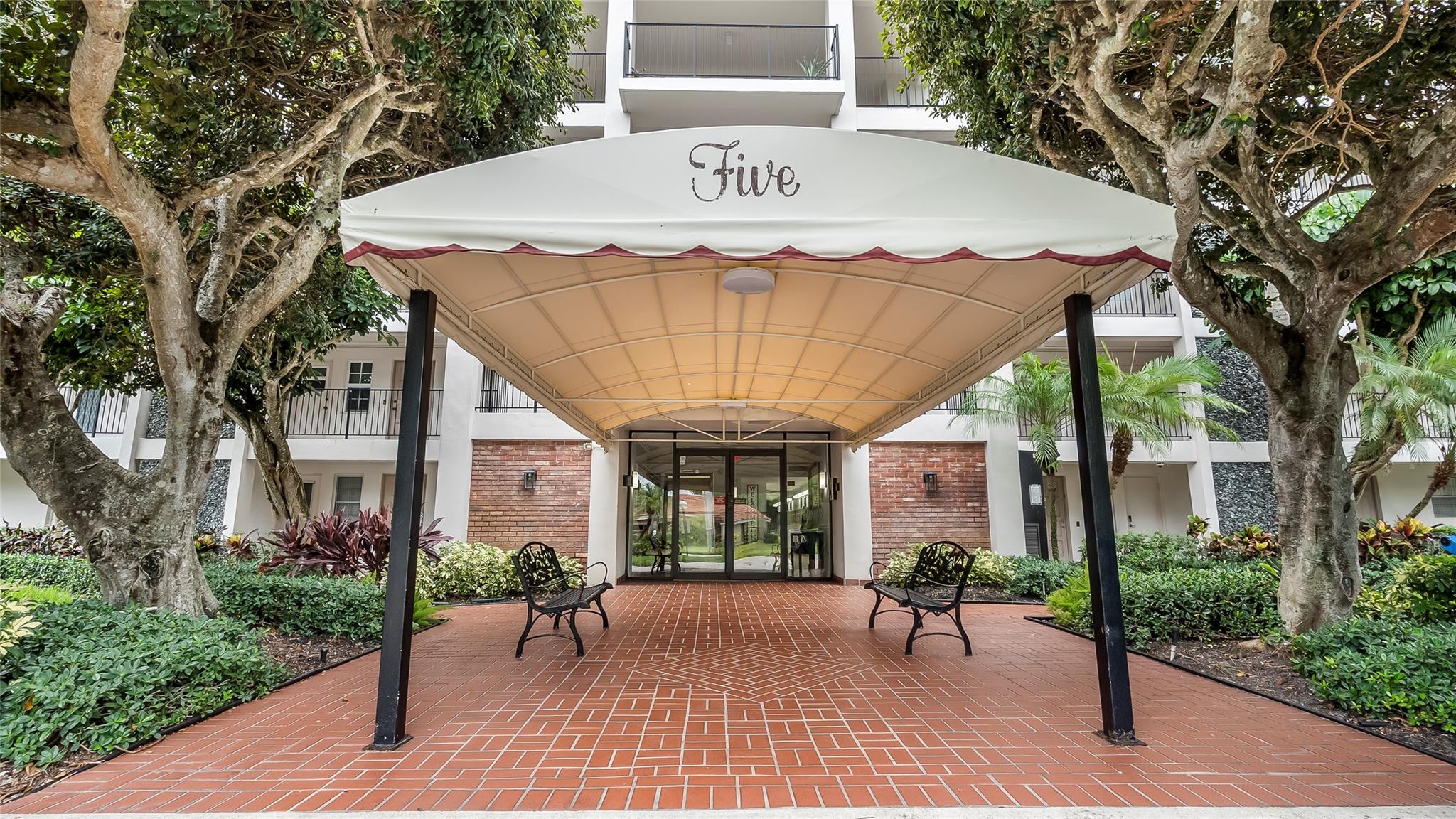 Beautiful and well maintained 2 bed and 2 bath condo in Palm Aire. Enjoy amazing golf course views right from your screened in balcony. Highlights include beautiful tile and laminate flooring throughout, spacious bedrooms, large closets, and tons of natural light. This unit comes fully furnished, making it move-in ready. Can be rented unfurnished. Super convenient location close to dining, entertainment, shopping & Harrah's Casino within the up and coming "Pomp". Come experience what this all age community has to offer.