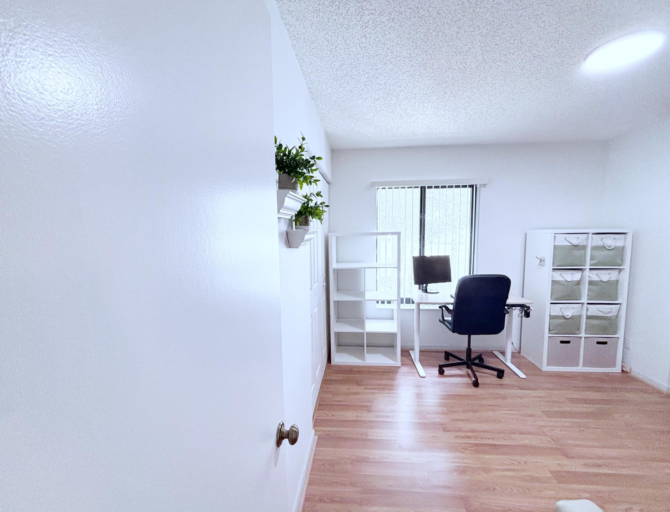 PALM CLUB VILLAGE CONDO - Residential Lease