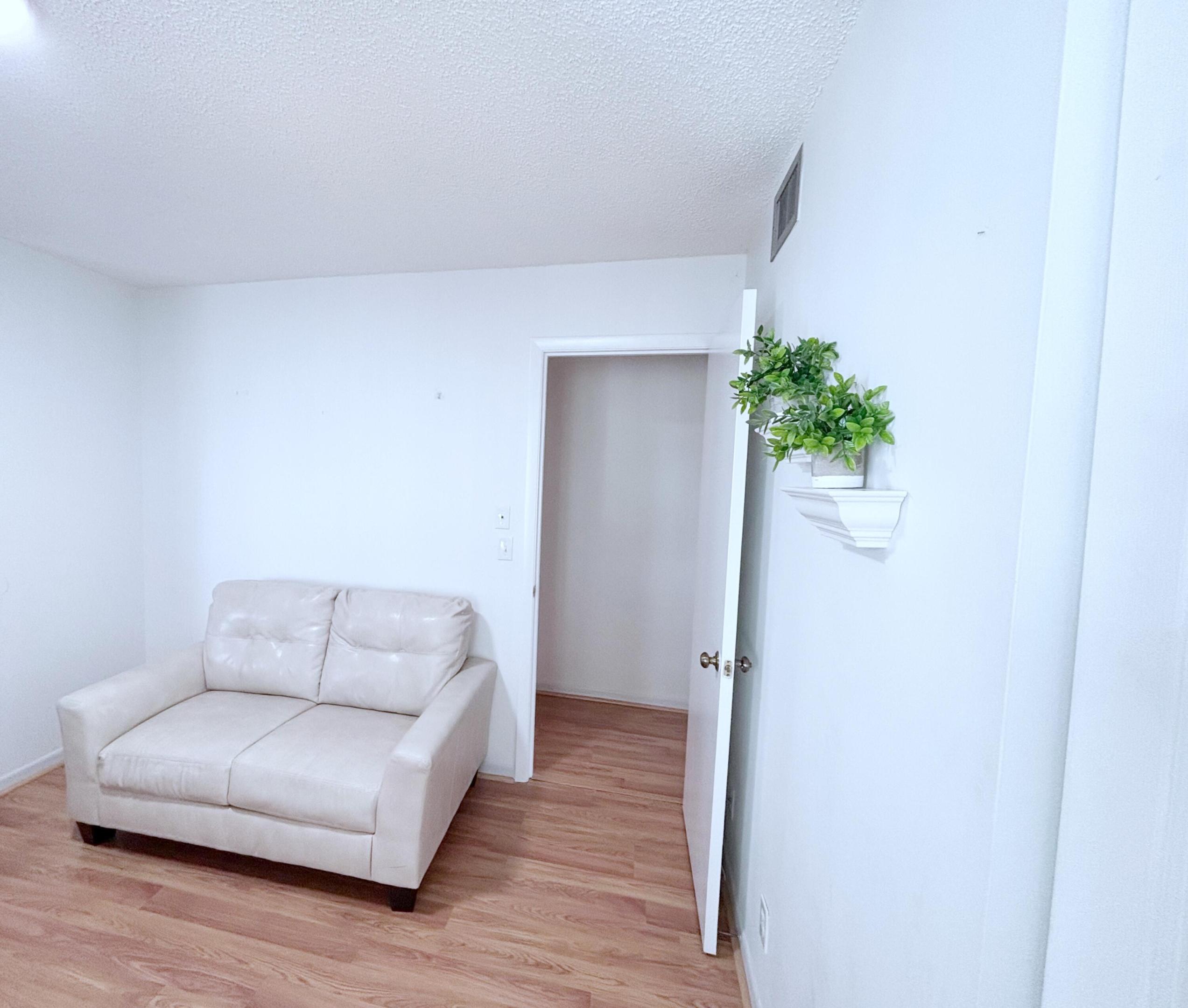 PALM CLUB VILLAGE CONDO - Residential Lease