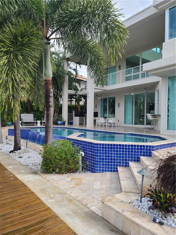 HILLSBORO HARBOR UNIT B - Residential