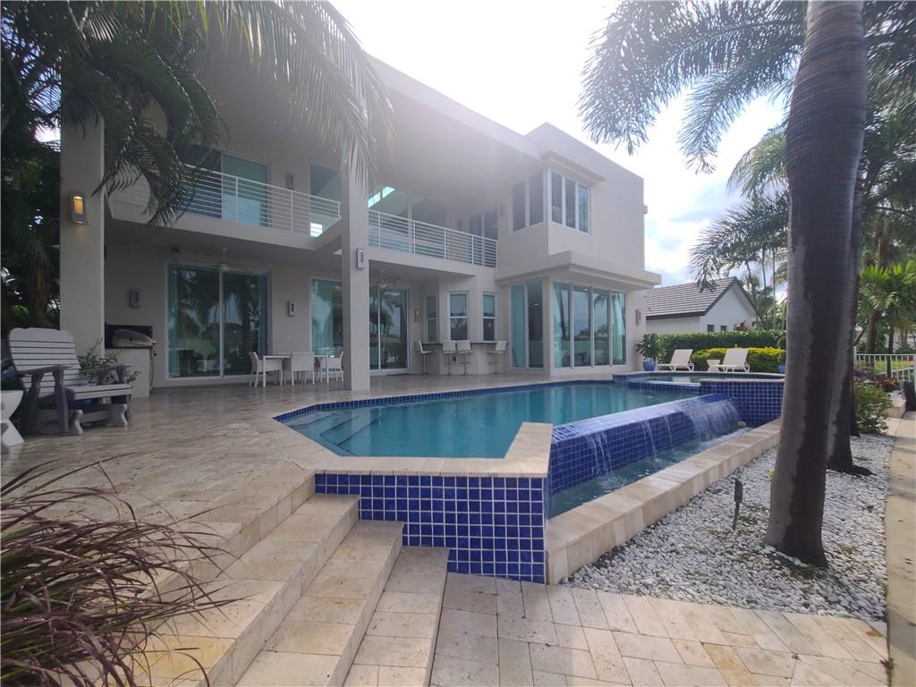 HILLSBORO HARBOR UNIT B - Residential