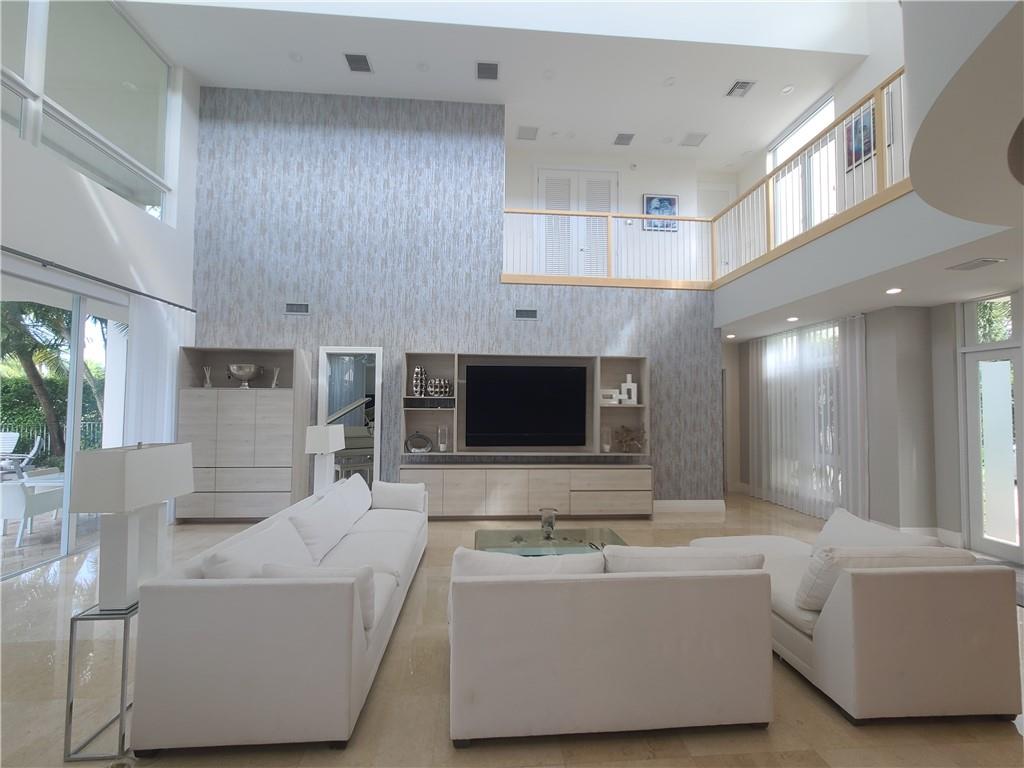 HILLSBORO HARBOR UNIT B - Residential