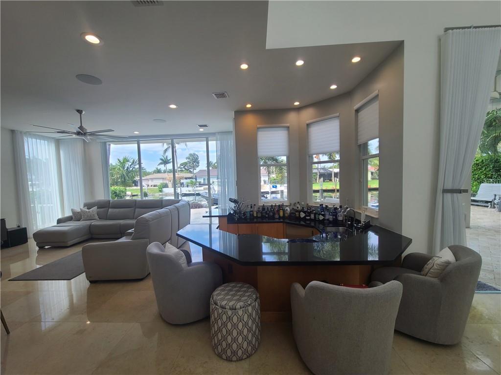 HILLSBORO HARBOR UNIT B - Residential