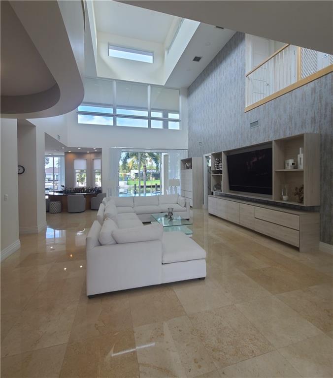 HILLSBORO HARBOR UNIT B - Residential