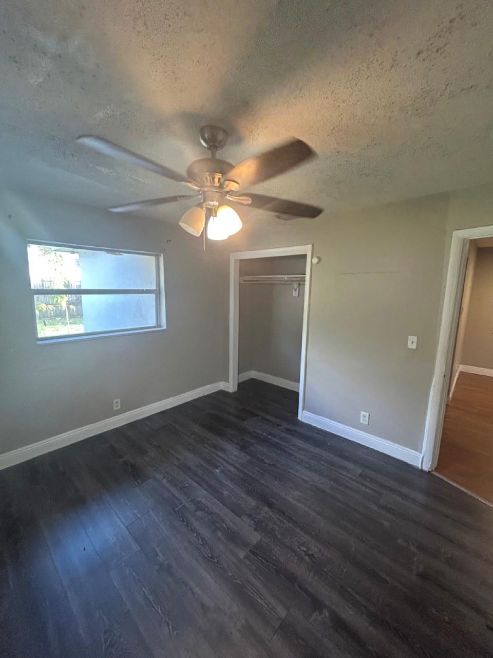 SUNSHINE VILLAS - Residential Lease