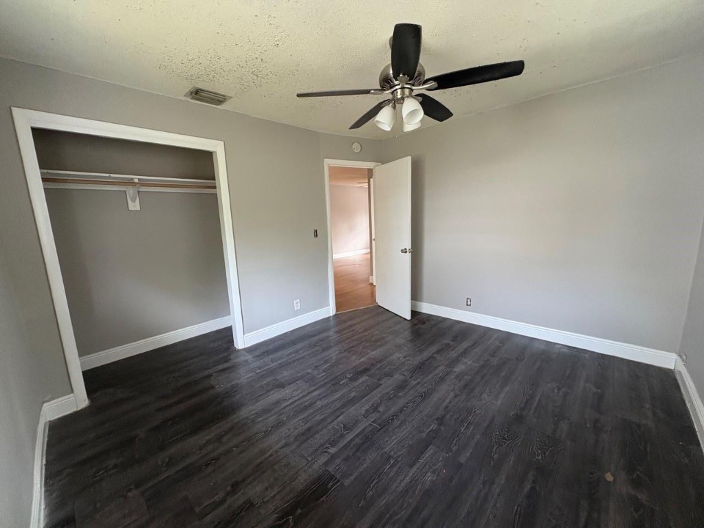 SUNSHINE VILLAS - Residential Lease