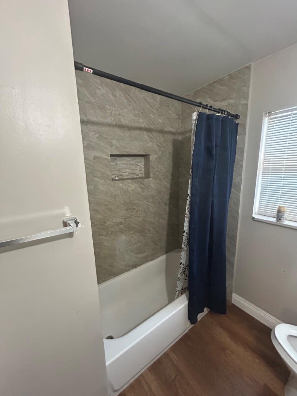 SUNSHINE VILLAS - Residential Lease