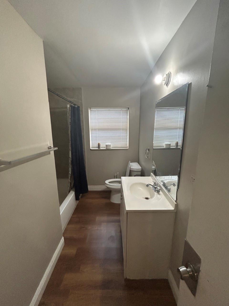 SUNSHINE VILLAS - Residential Lease