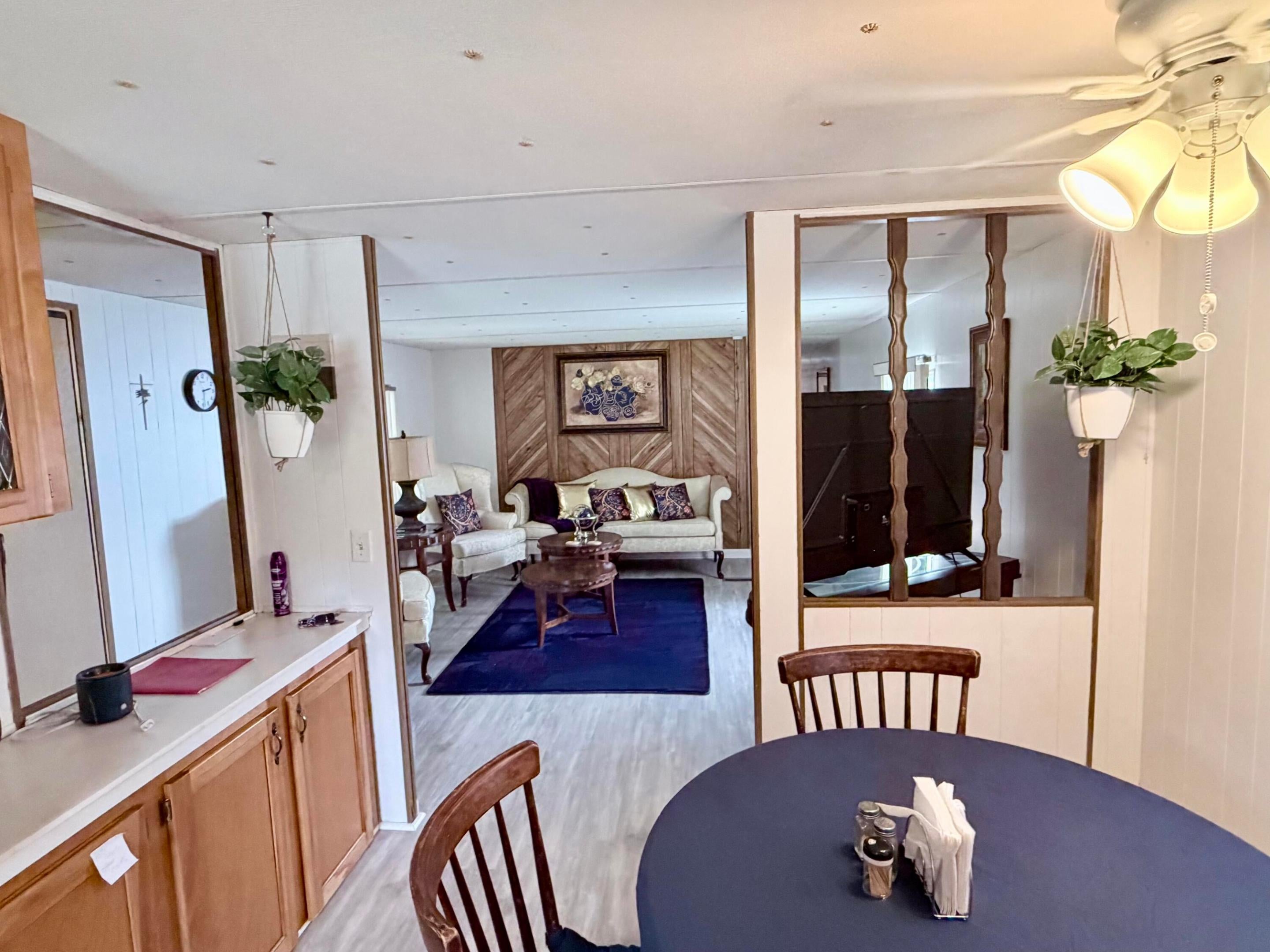 1404 HUNTER Road