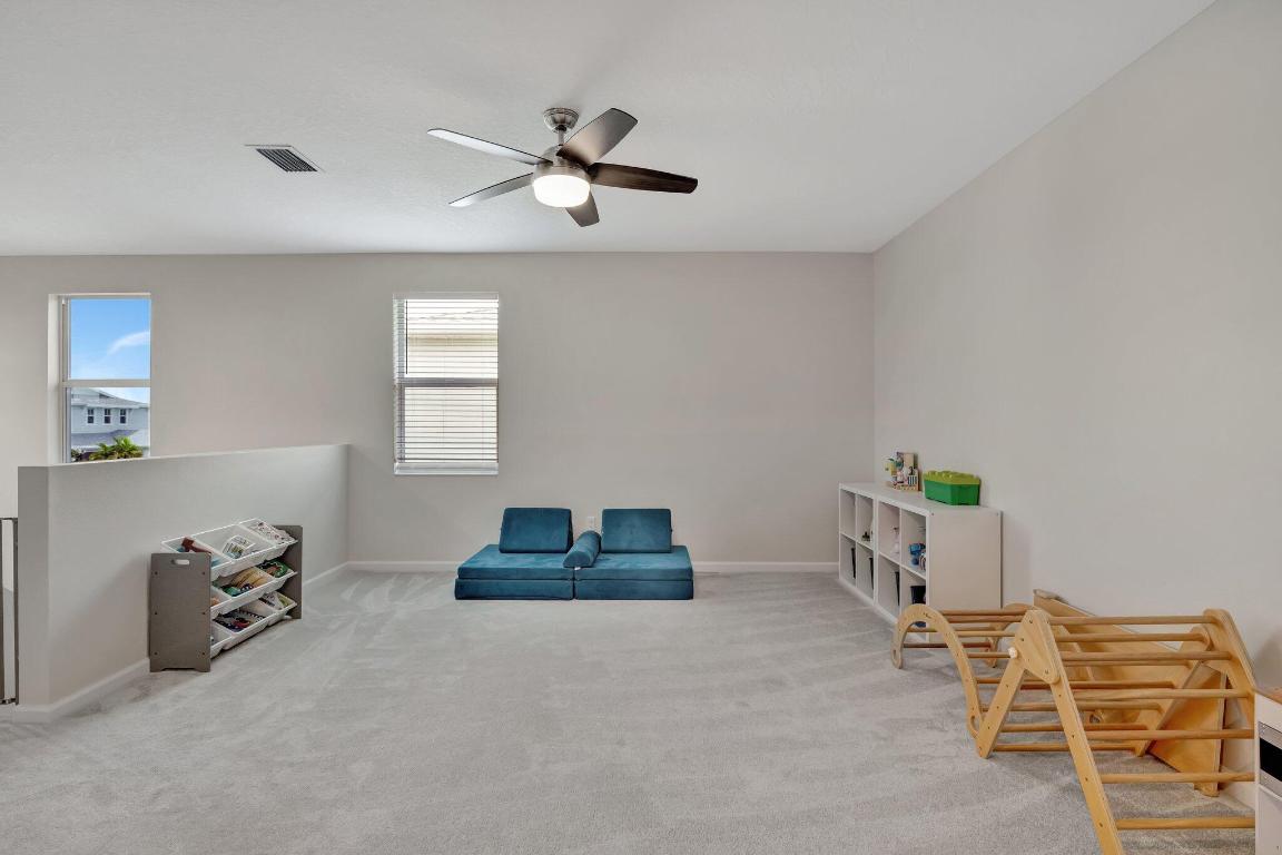 EMERY II - Residential