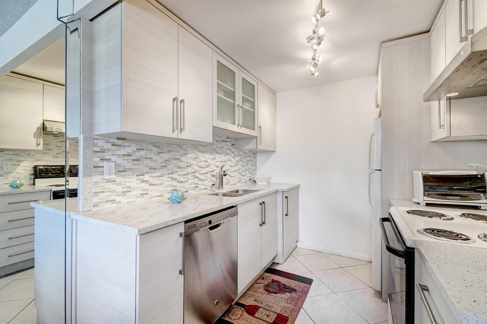 2070 Guildford D