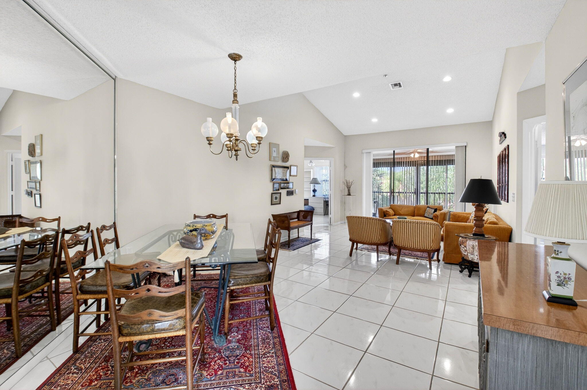 PLATINA / EXCELLENTE VILLAGE - Residential