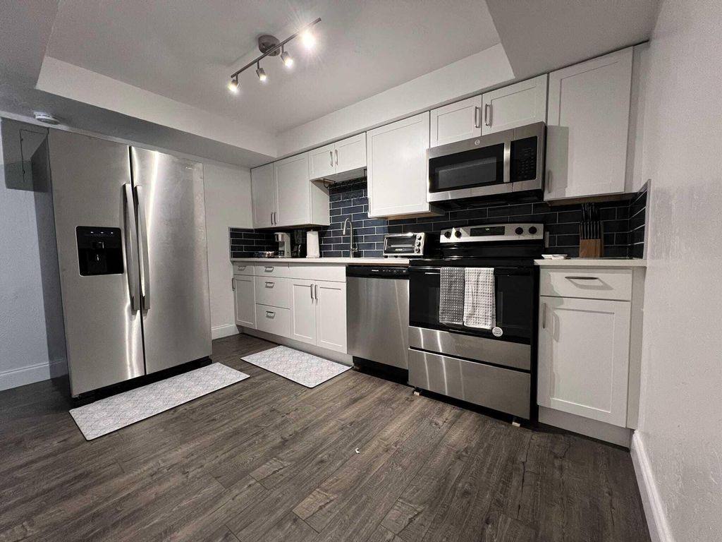 Photo of 101 NE 4th Street # 2, Delray Beach, FL 33444 (MLS # B26022315)