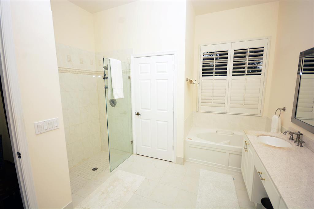 Paseos - Residential