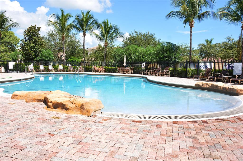 Paseos - Residential