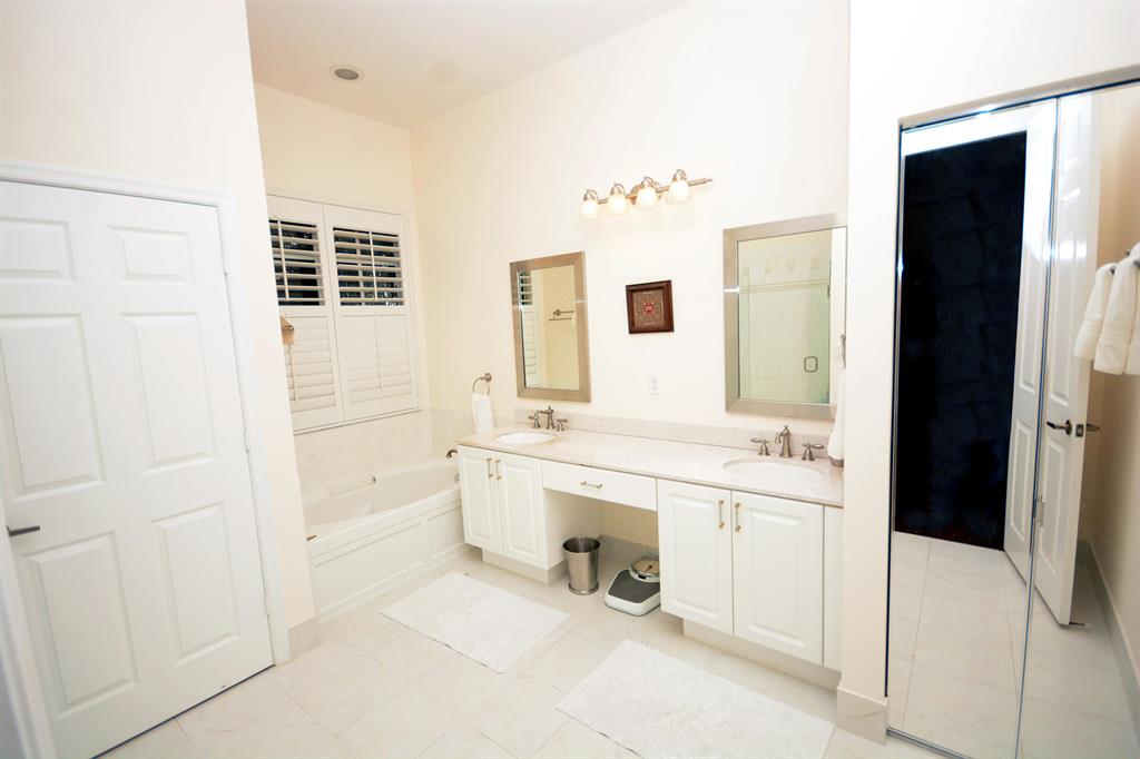 Paseos - Residential