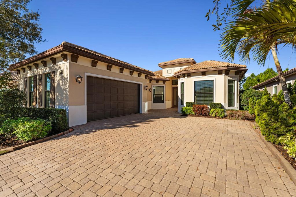 Photo of 191 SE Calmo Circle, Port Saint Lucie, FL 34984 (MLS # R11167387)