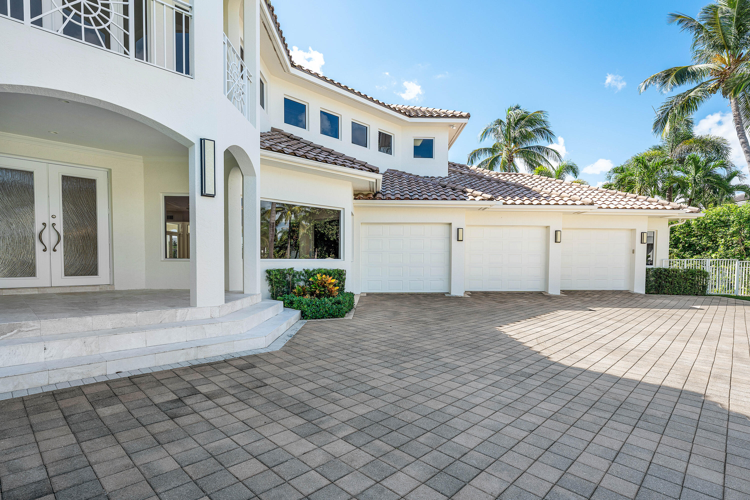 TROPIC ISLE 3RD SEC - Residential