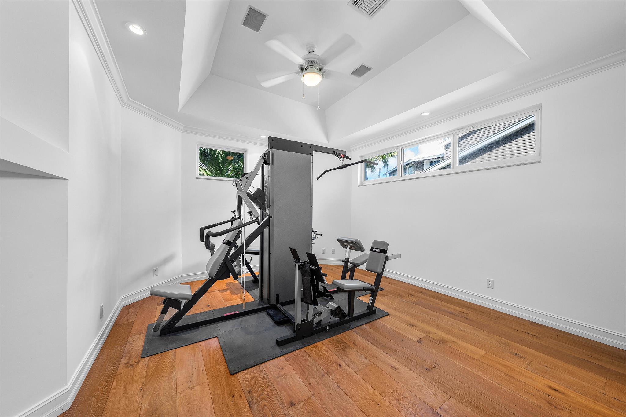 TROPIC ISLE 3RD SEC - Residential