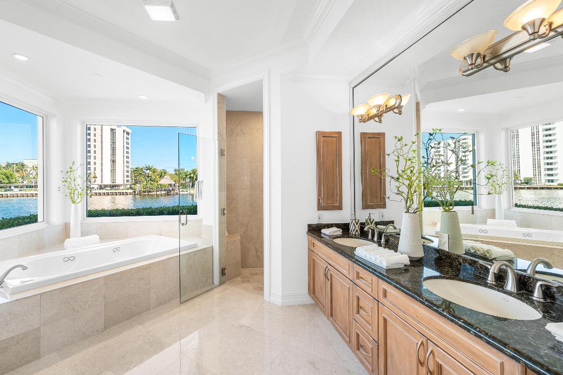 TROPIC ISLE 3RD SEC - Residential