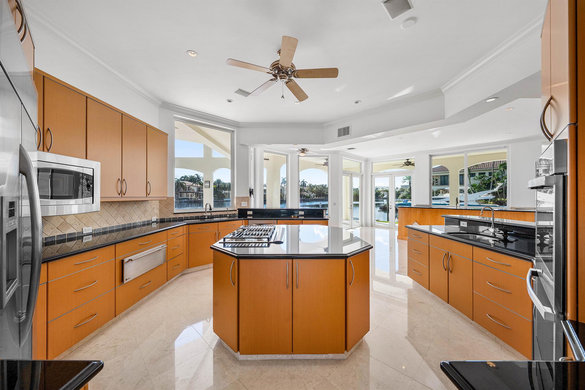 TROPIC ISLE 3RD SEC - Residential