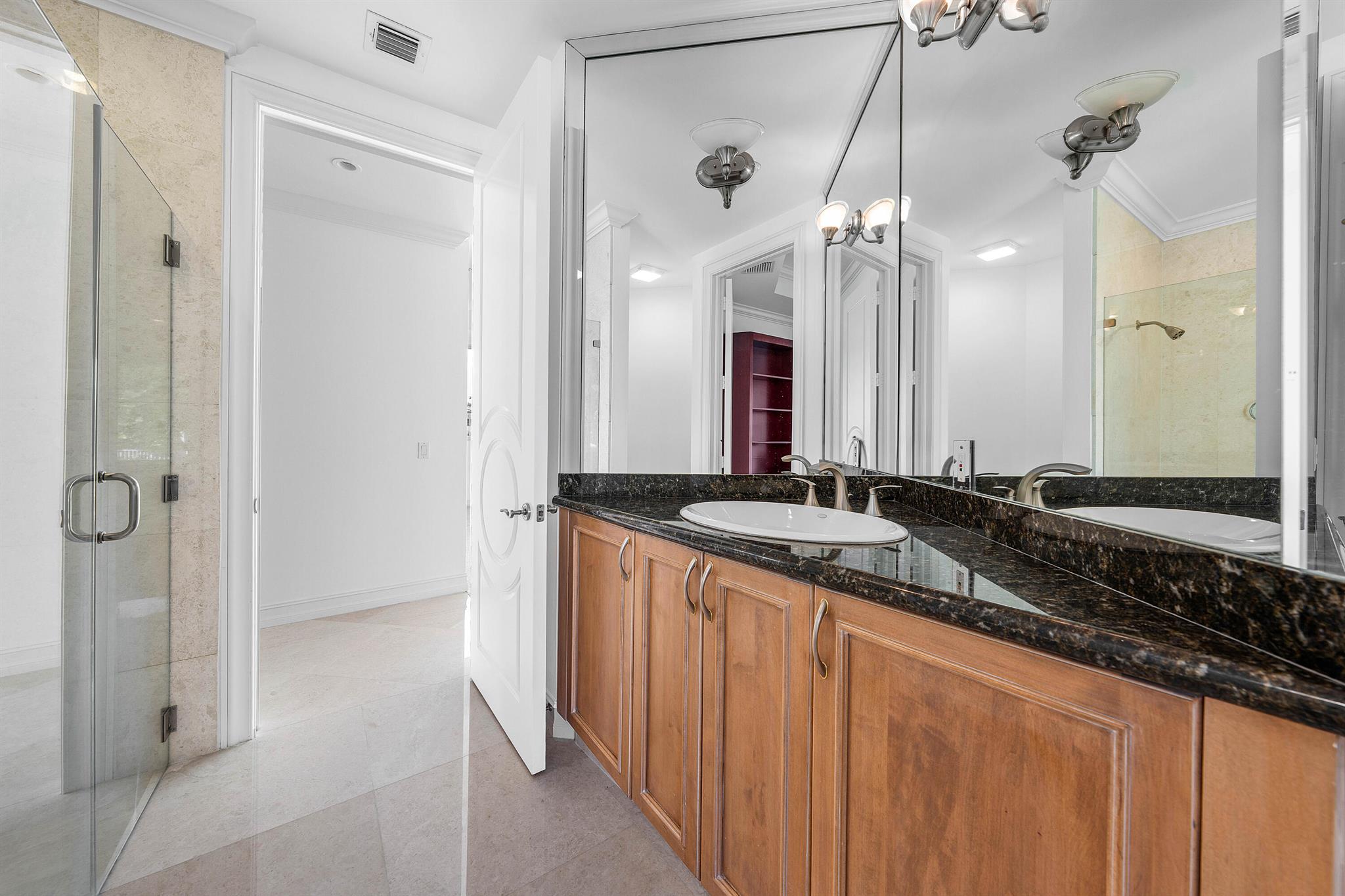 TROPIC ISLE 3RD SEC - Residential