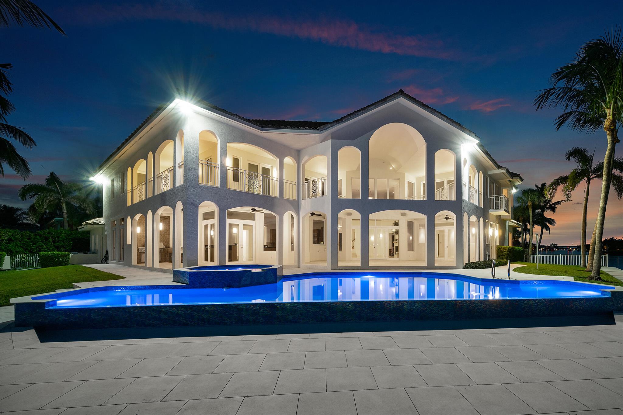 TROPIC ISLE 3RD SEC - Residential