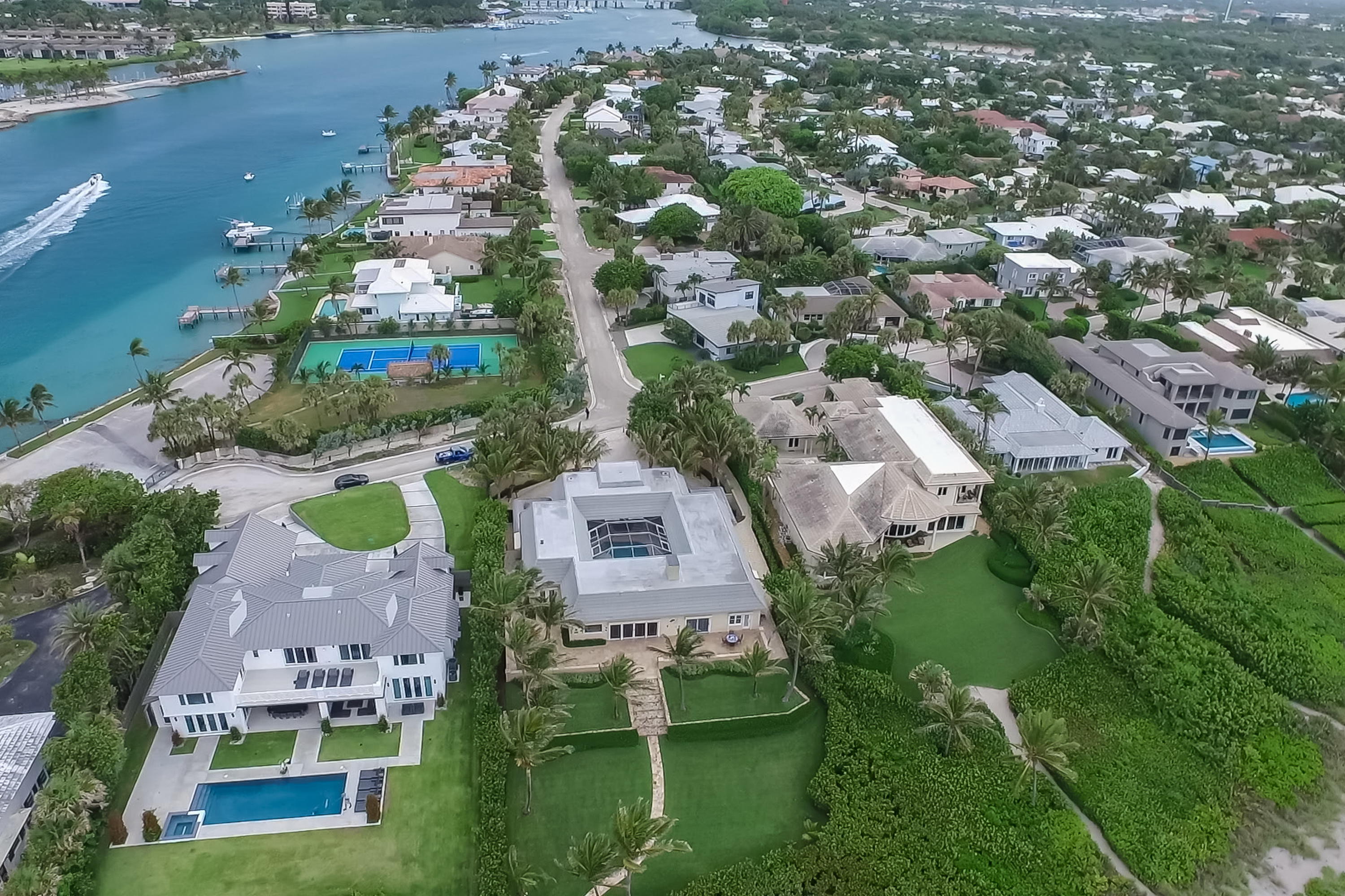 JUPITER INLET BEACH COLON - Residential