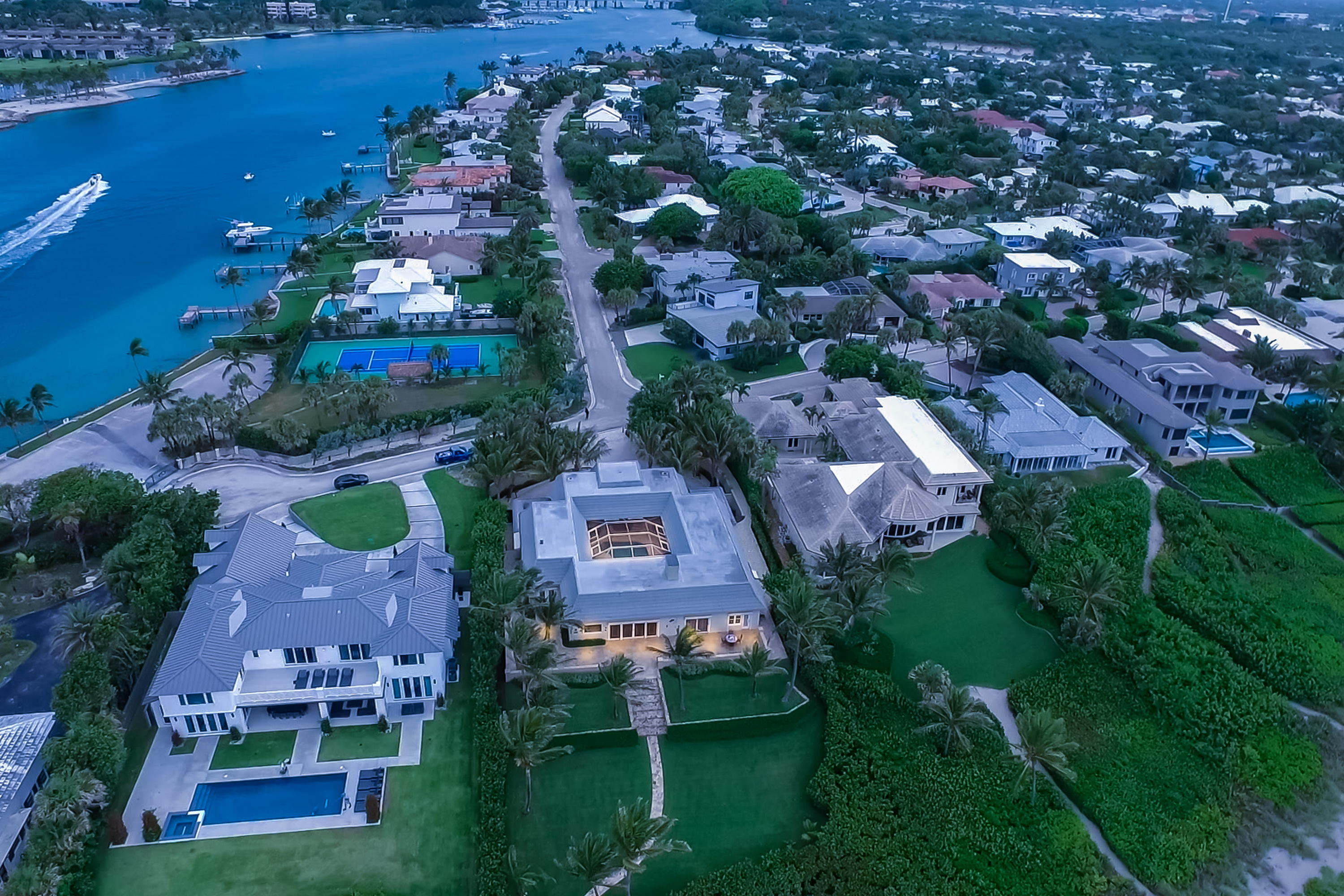 JUPITER INLET BEACH COLON - Residential