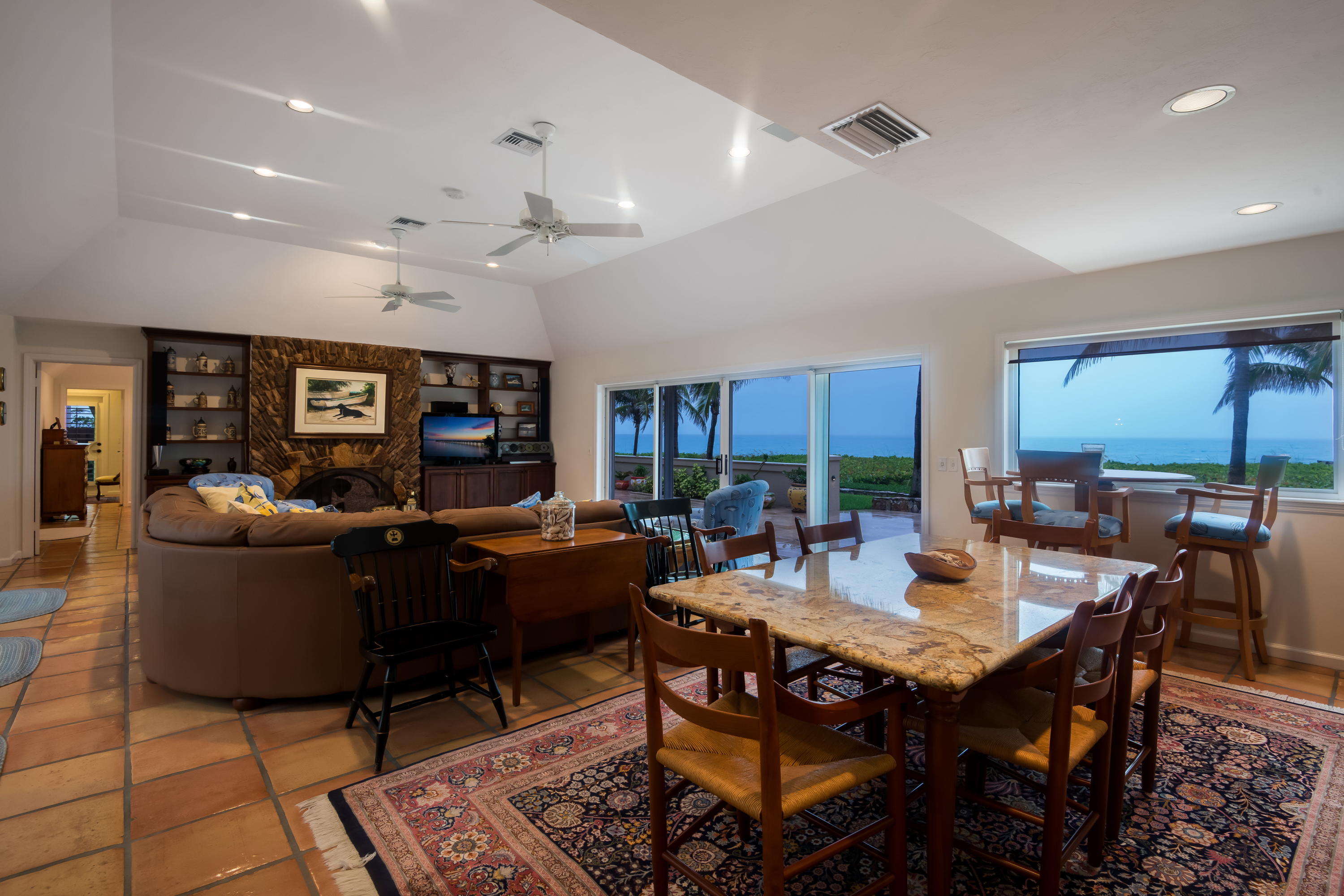 JUPITER INLET BEACH COLON - Residential