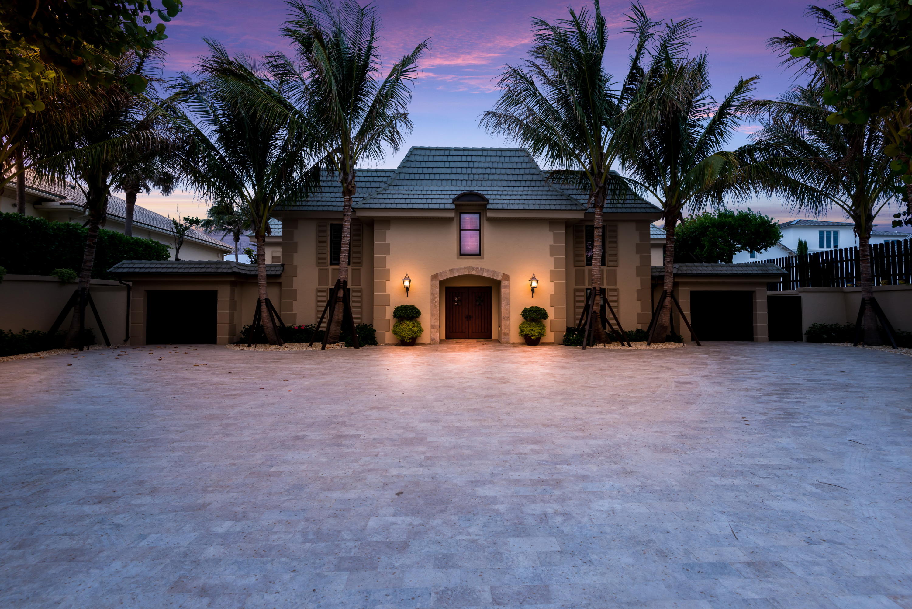 JUPITER INLET BEACH COLON - Residential