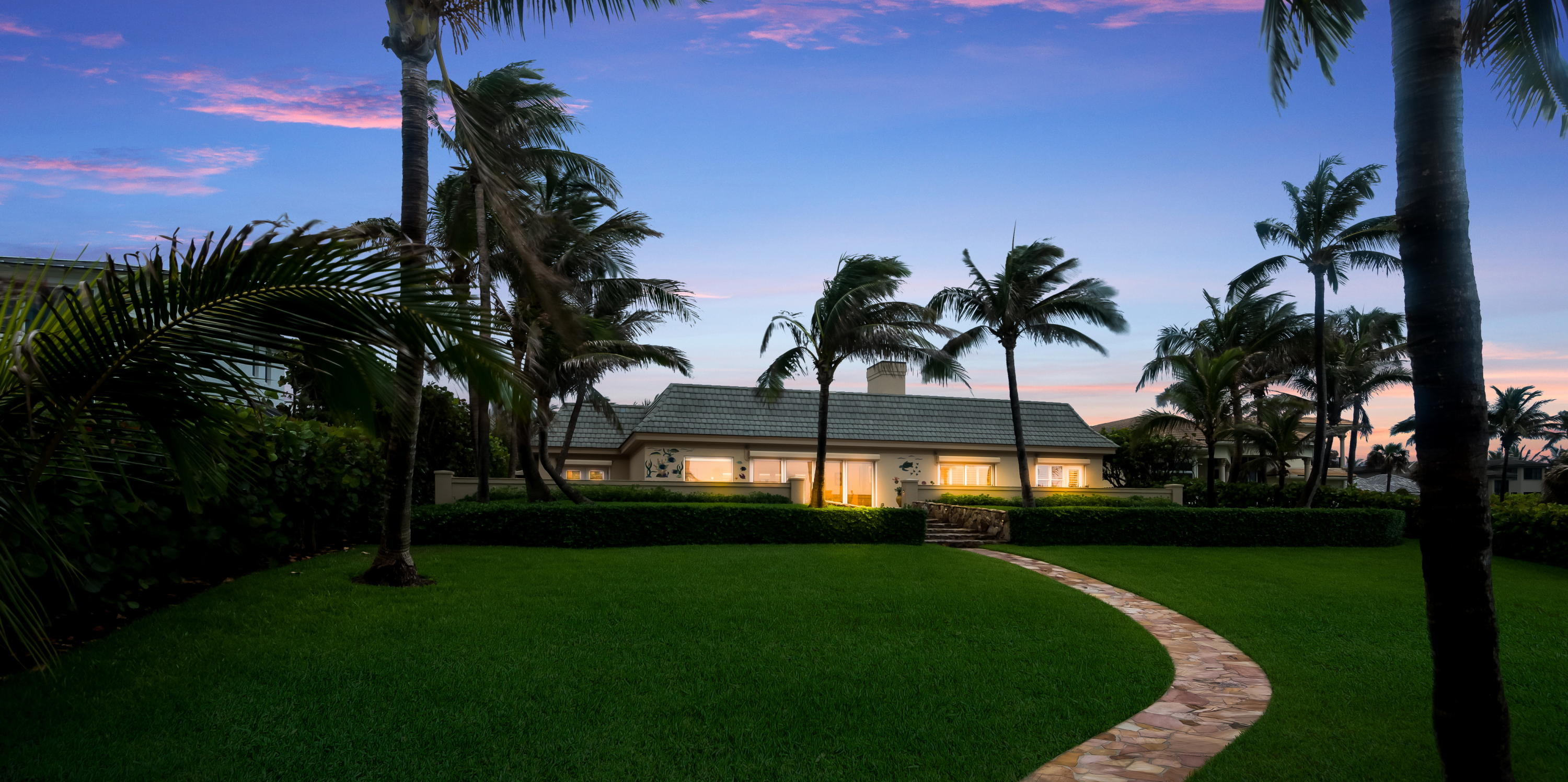 JUPITER INLET BEACH COLON - Residential