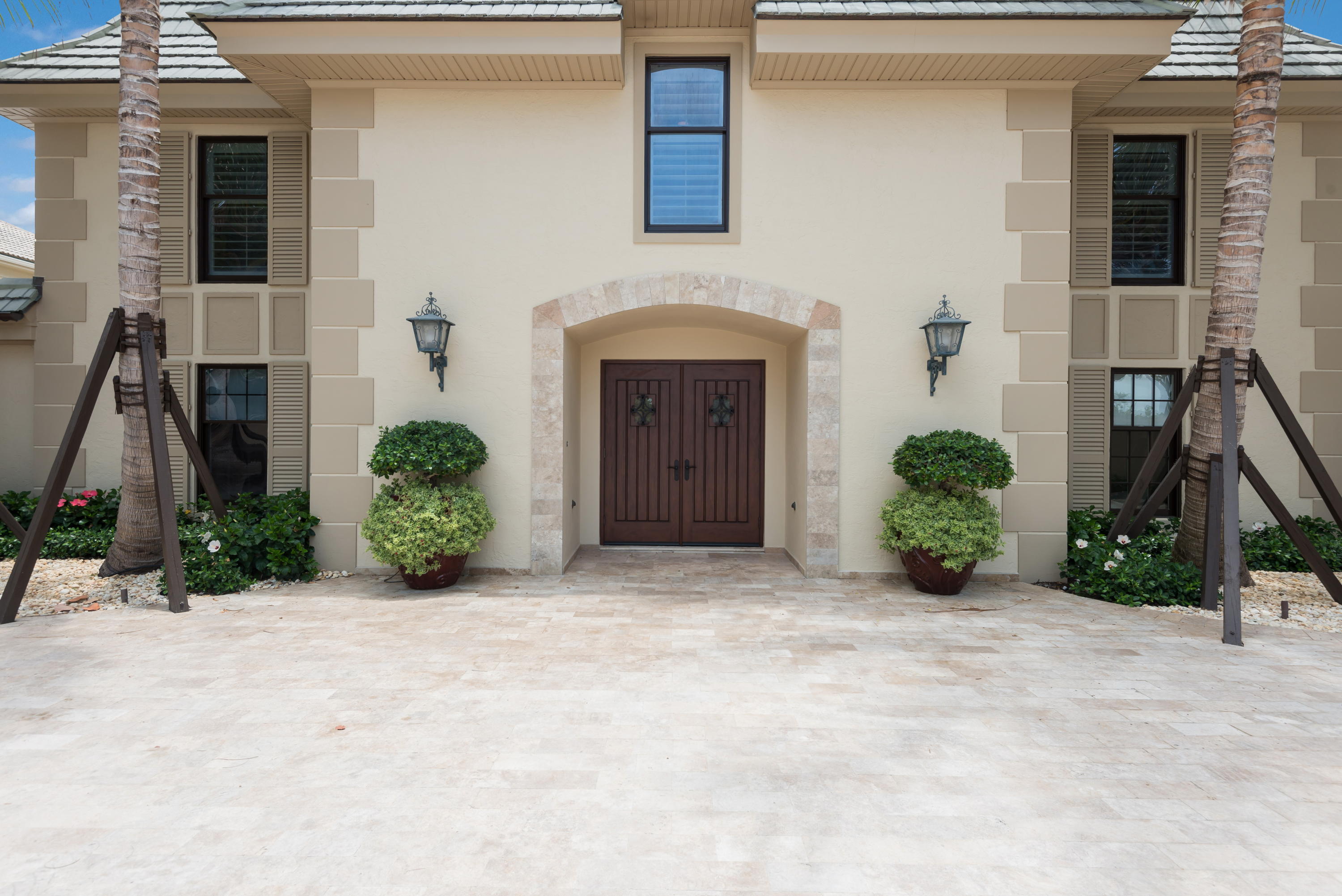 JUPITER INLET BEACH COLON - Residential