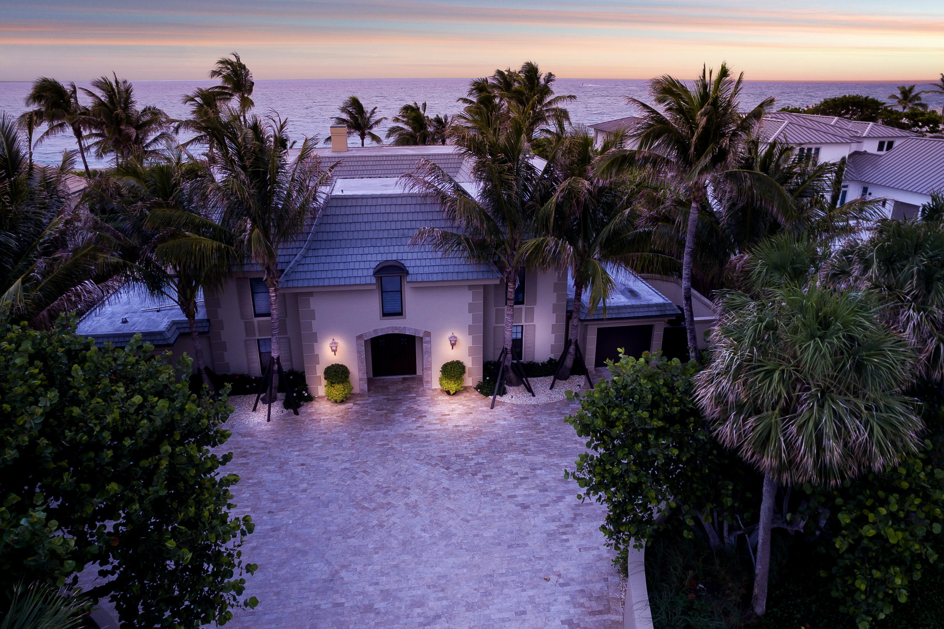 JUPITER INLET BEACH COLON - Residential