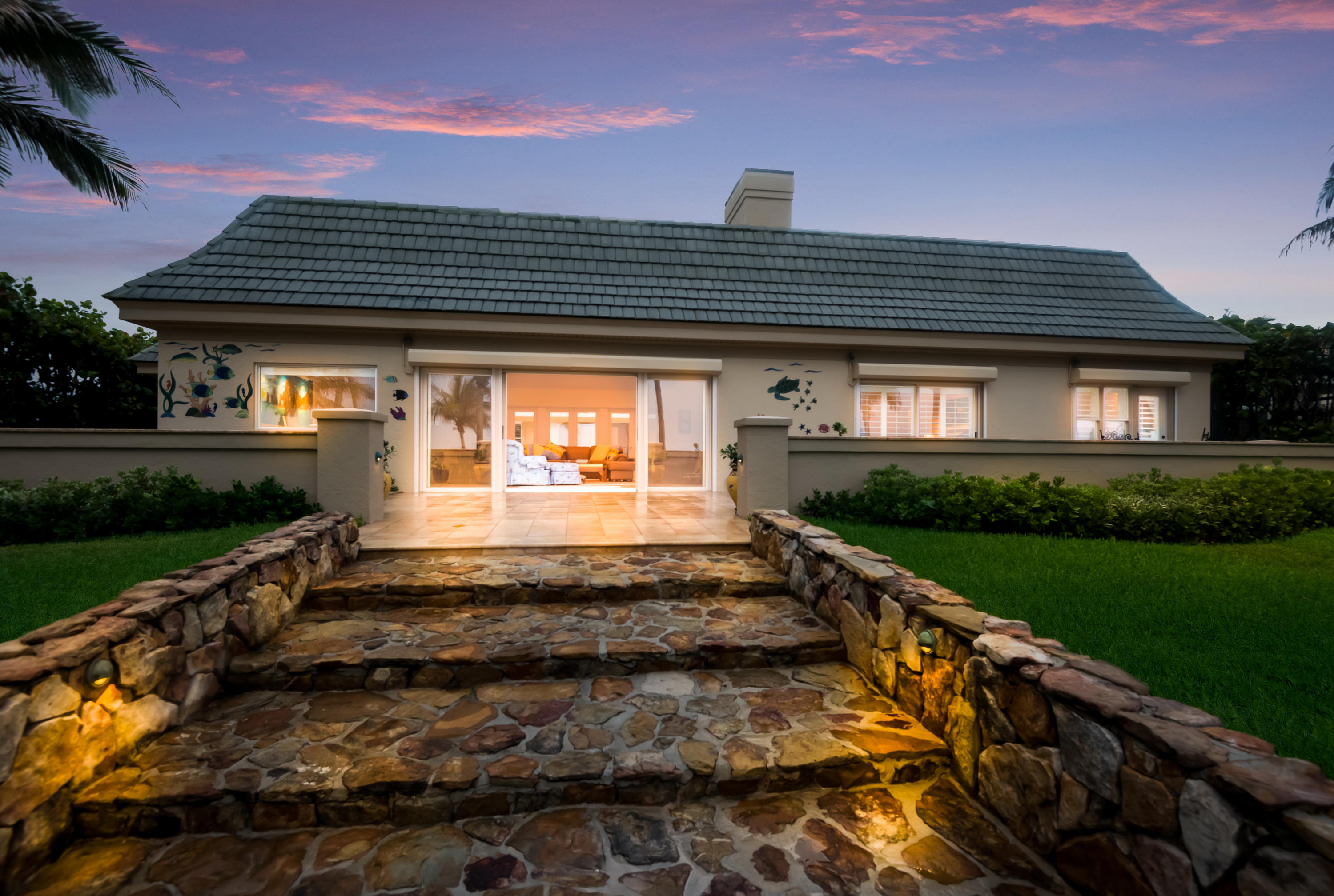 JUPITER INLET BEACH COLON - Residential