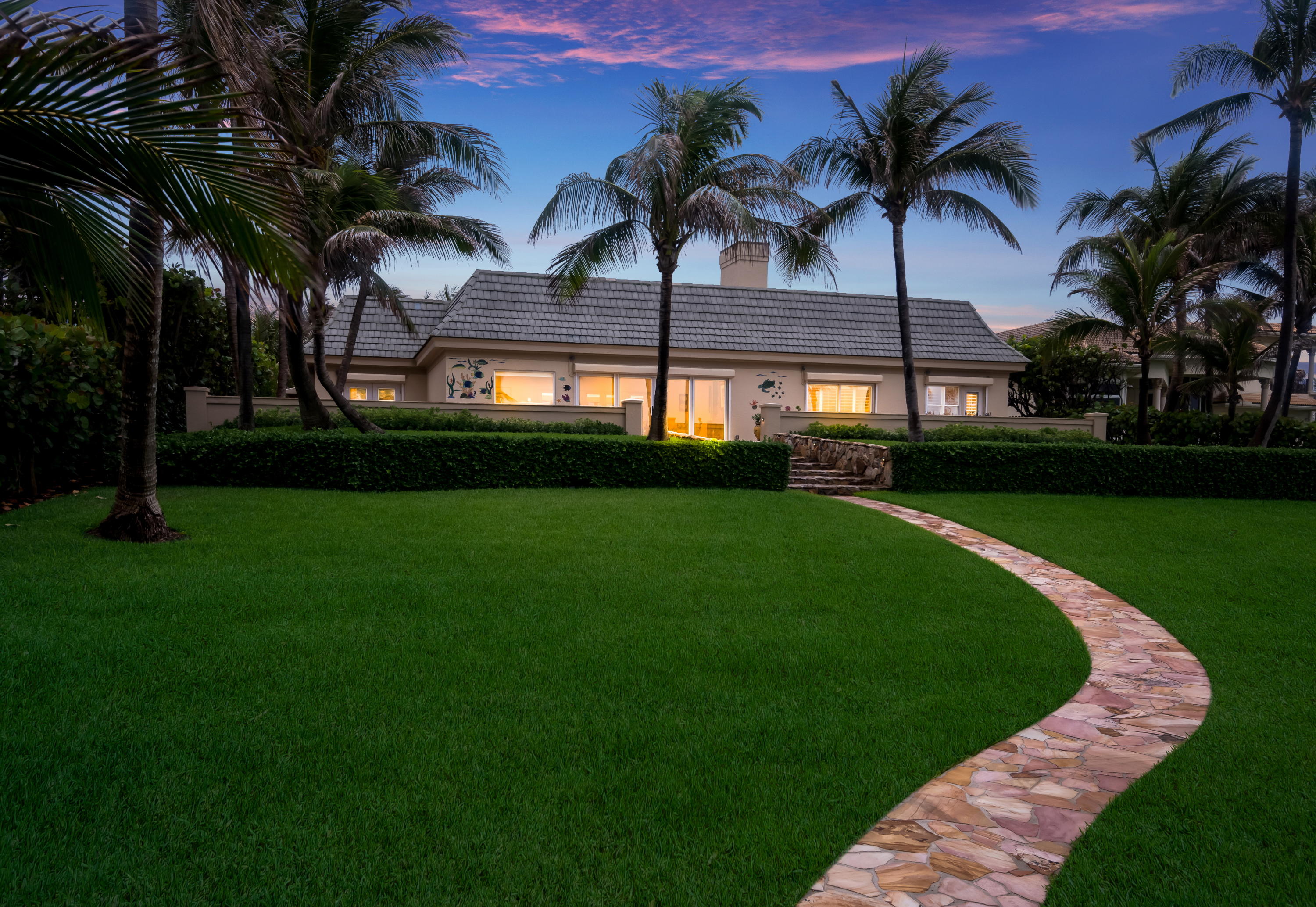 JUPITER INLET BEACH COLON - Residential