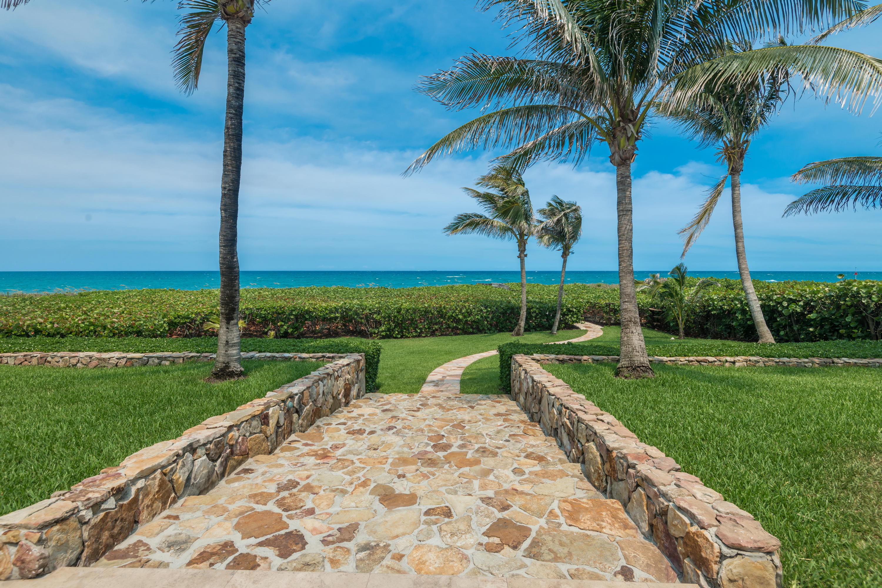 JUPITER INLET BEACH COLON - Residential