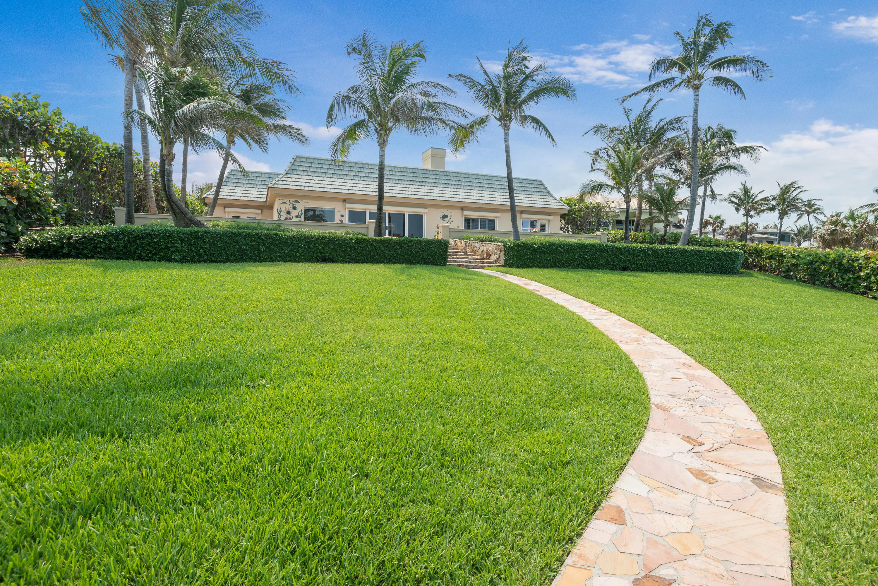 JUPITER INLET BEACH COLON - Residential