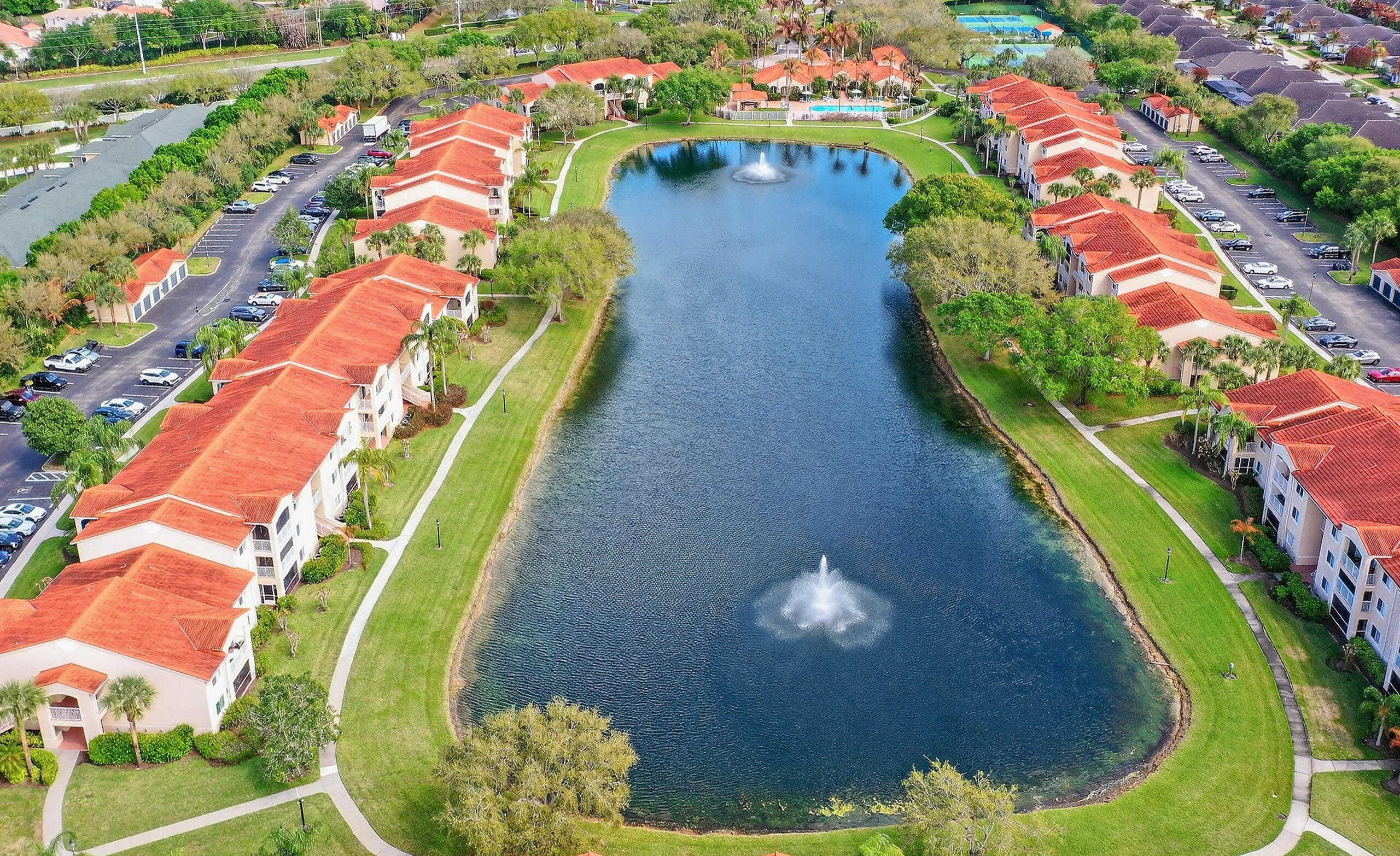 LAGUNA OF VERO BEACH - Residential