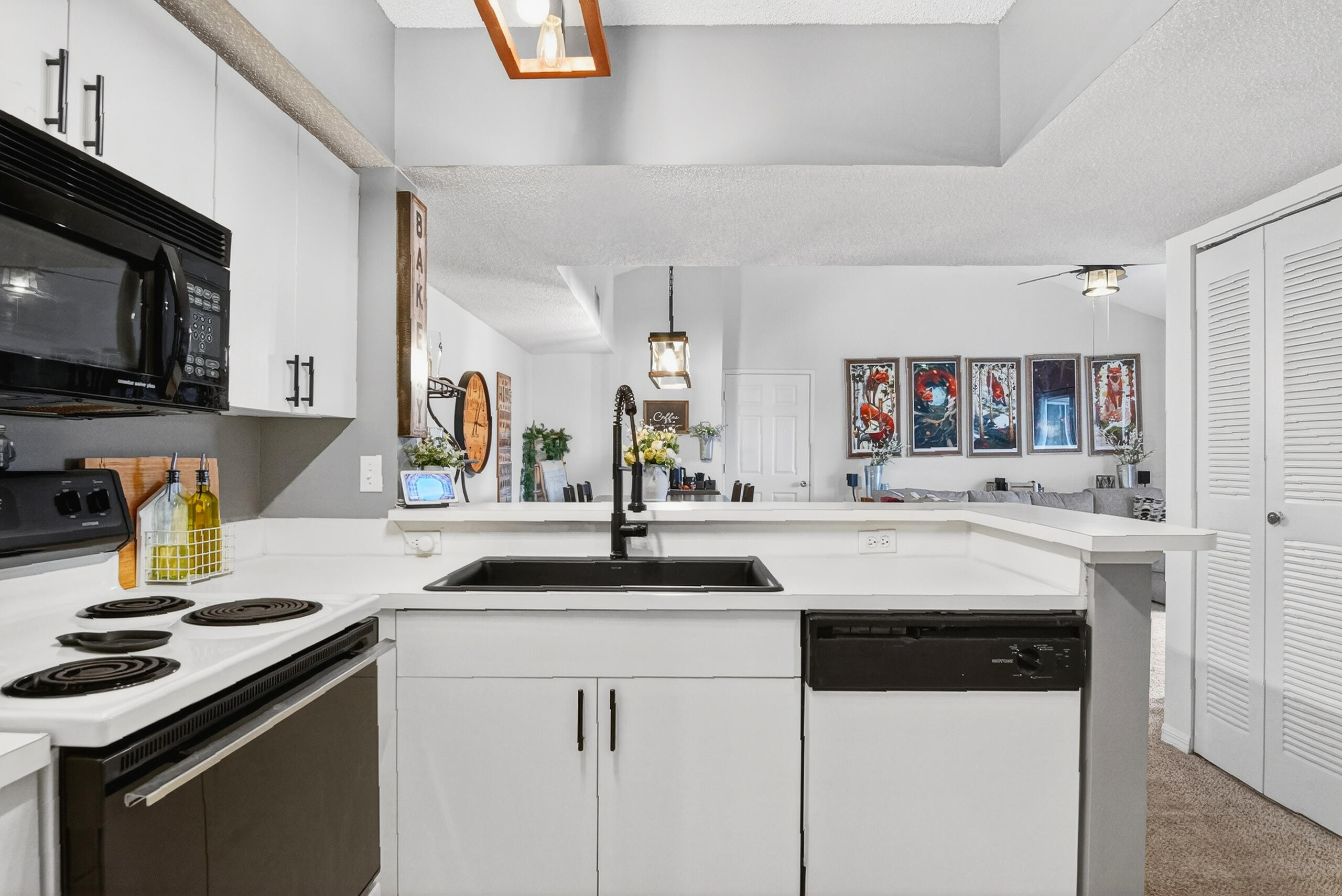 LAGUNA OF VERO BEACH - Residential