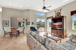 CASCADE LAKES - Residential