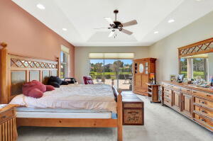 CASCADE LAKES - Residential