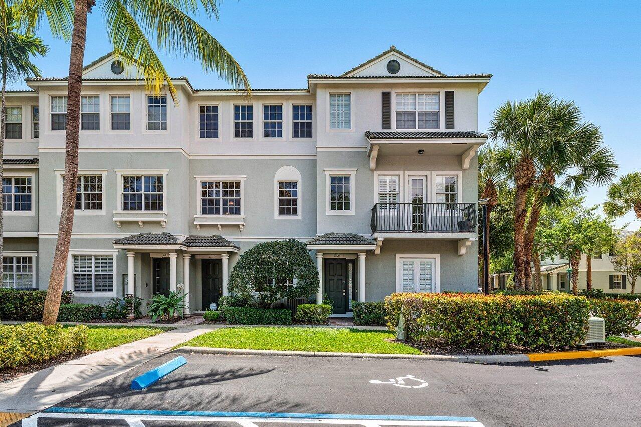 1833 NW 12th Street