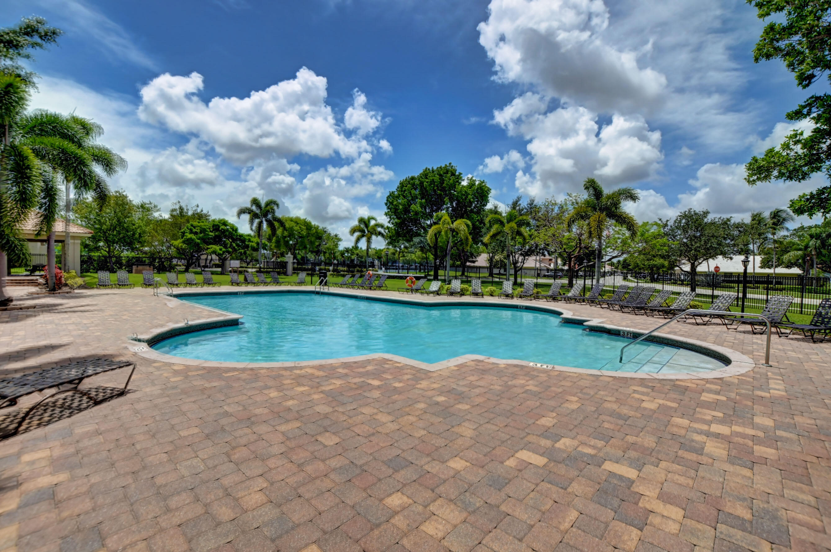 meadow lakes - Residential Lease
