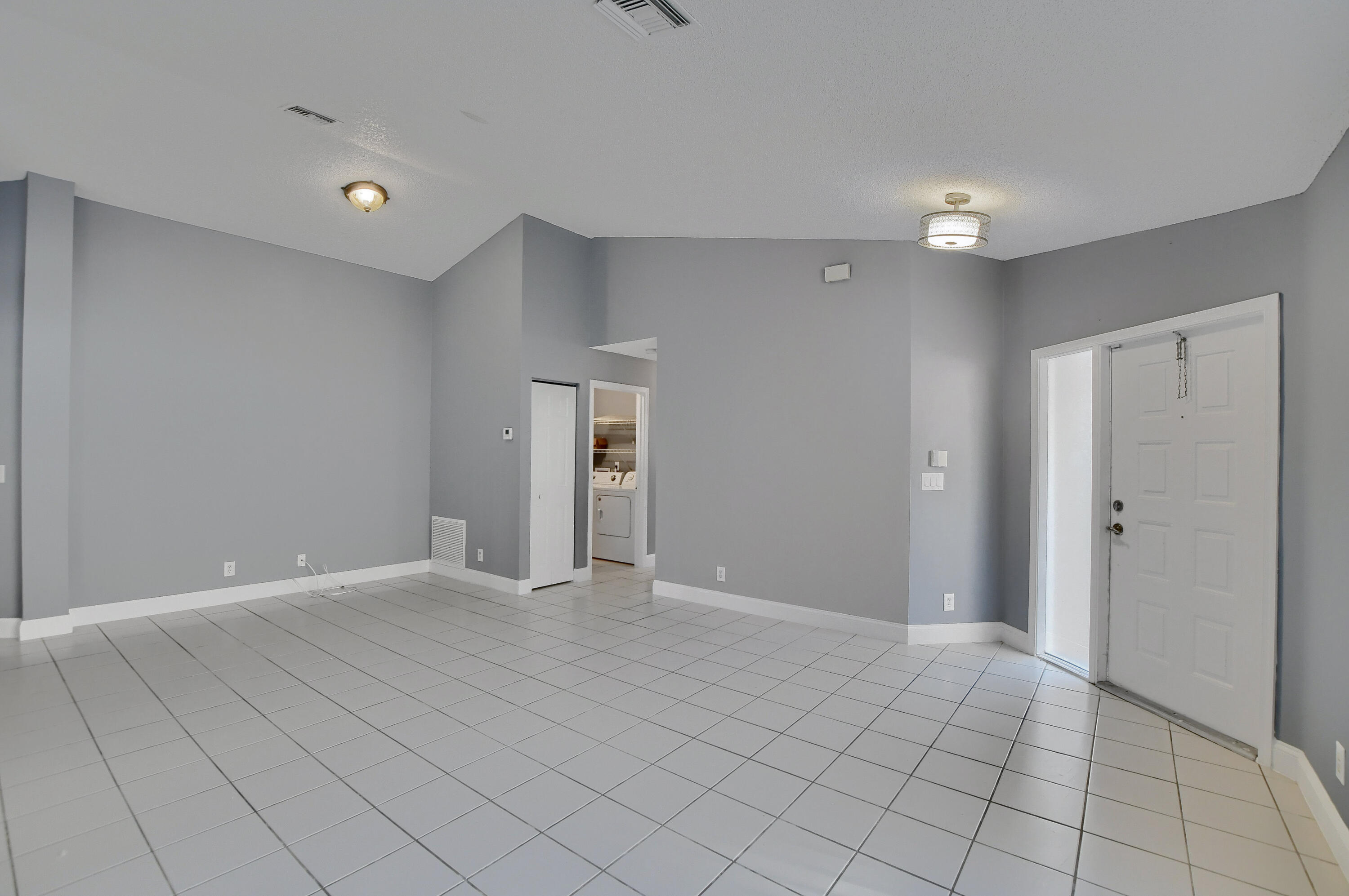 meadow lakes - Residential Lease