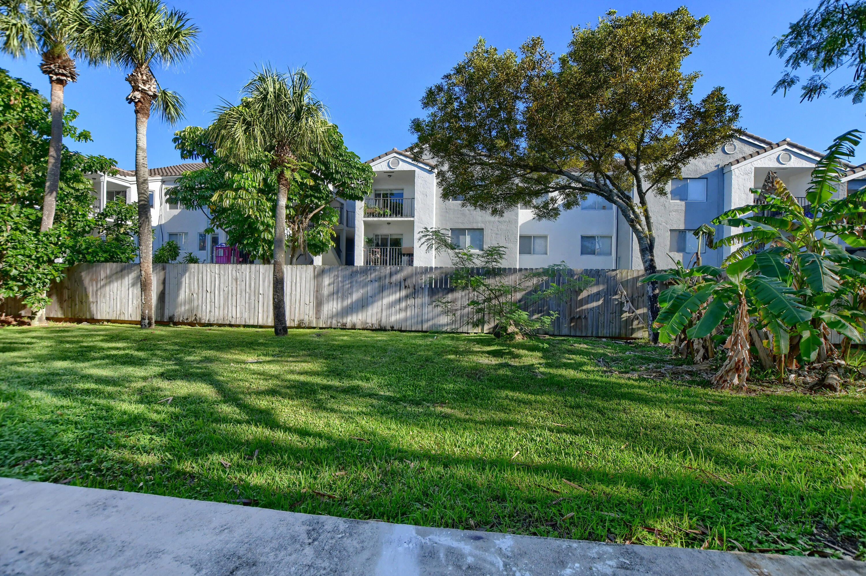 meadow lakes - Residential Lease
