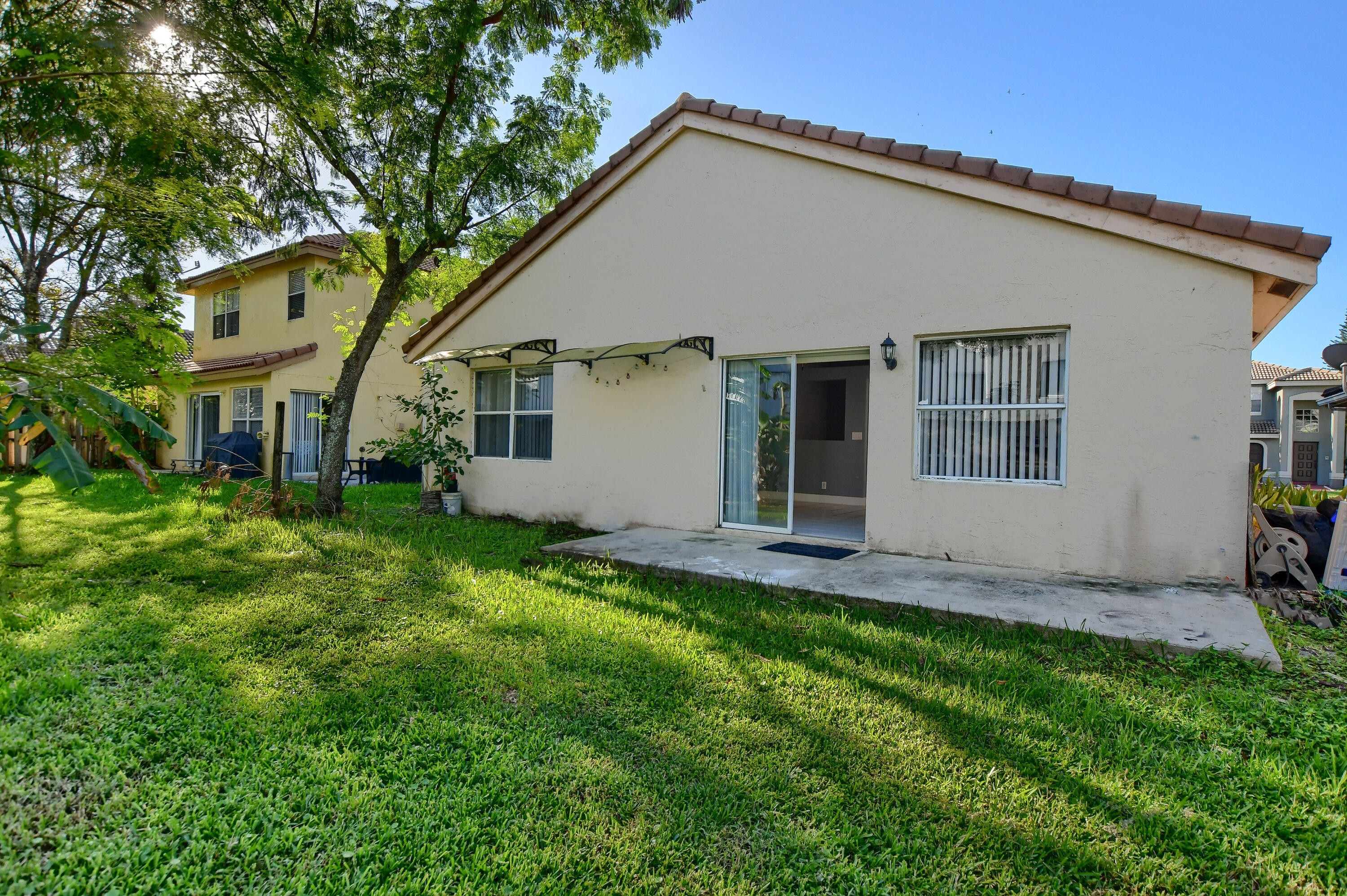 meadow lakes - Residential Lease