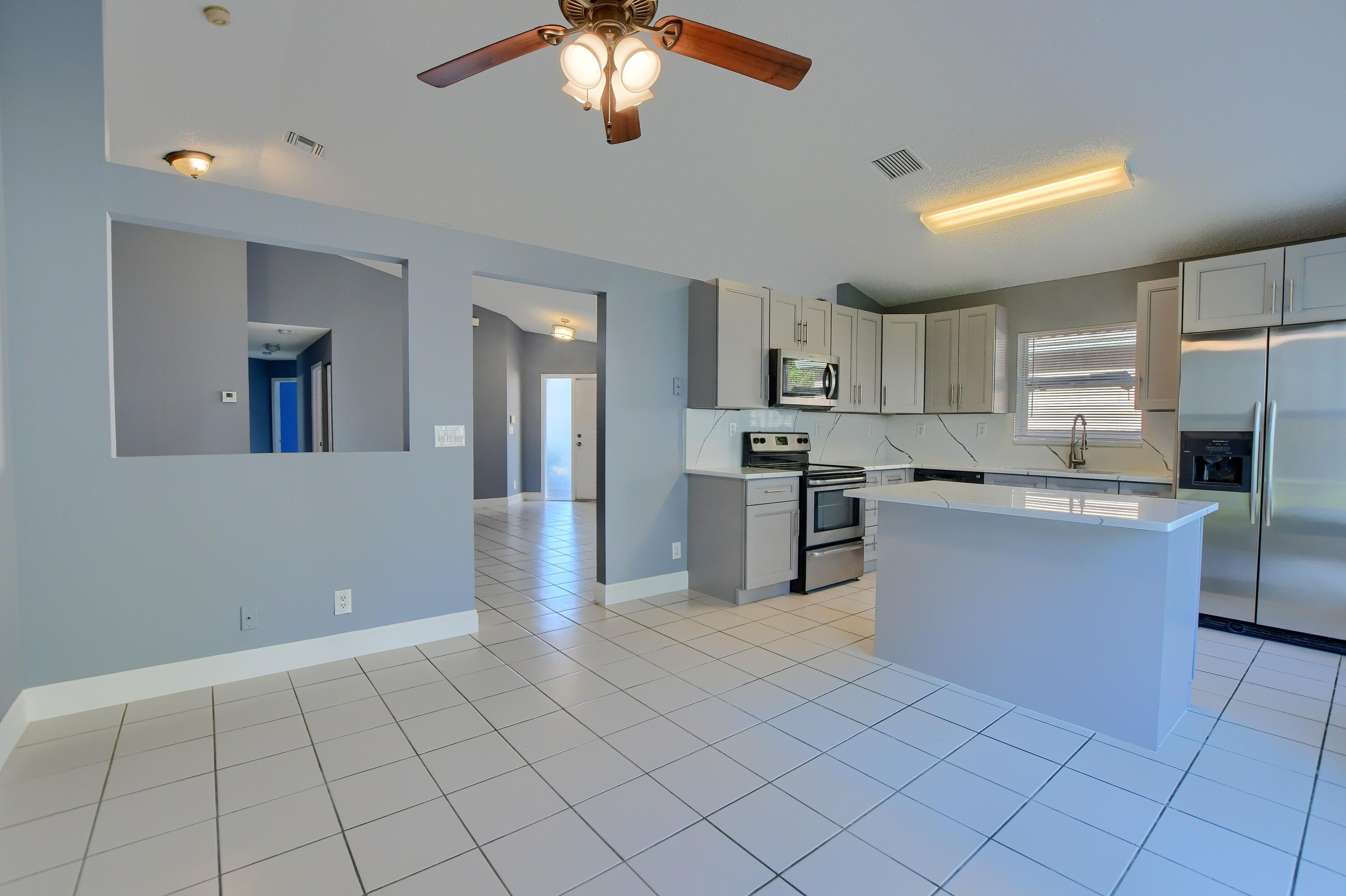 meadow lakes - Residential Lease