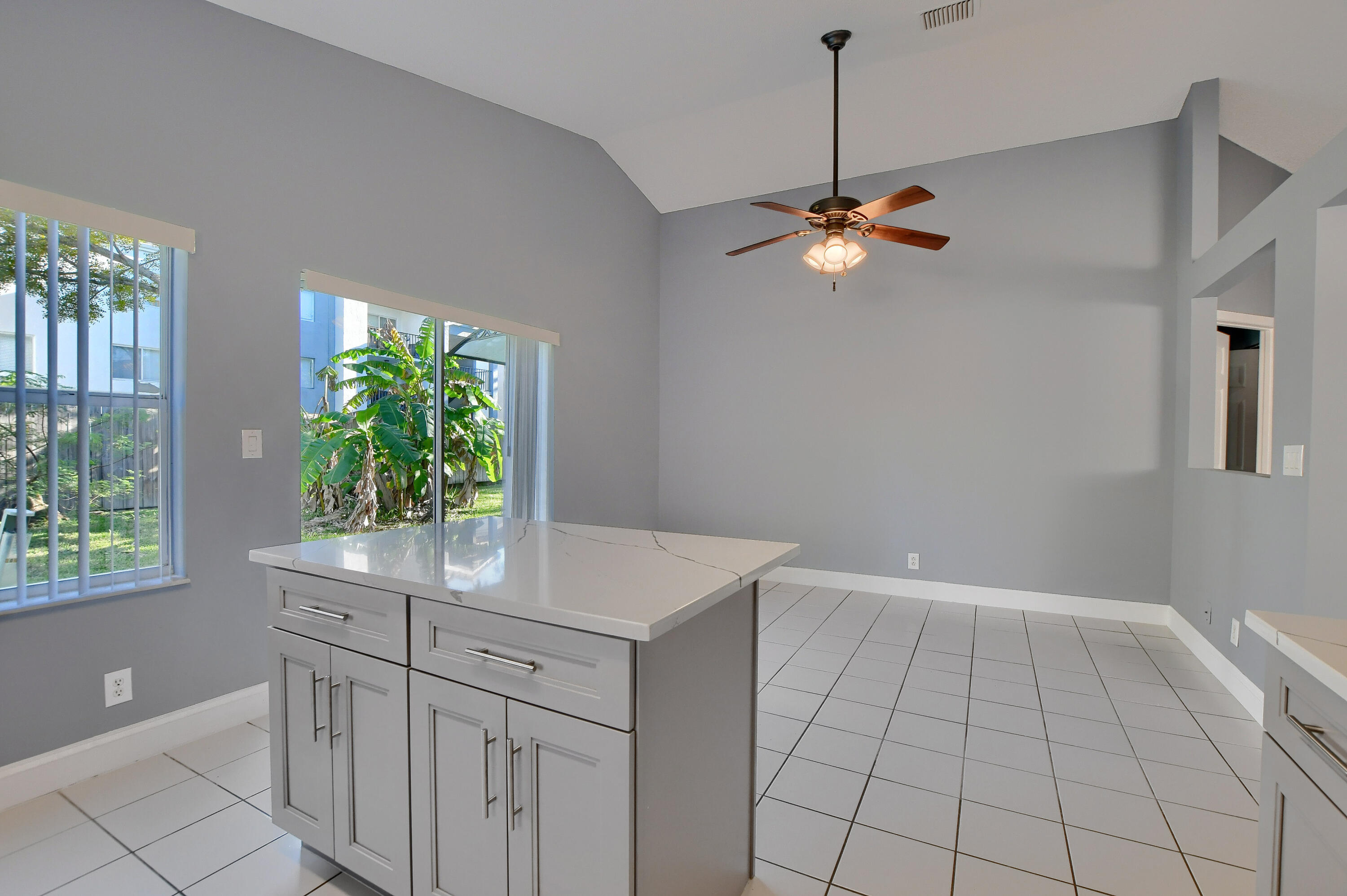meadow lakes - Residential Lease